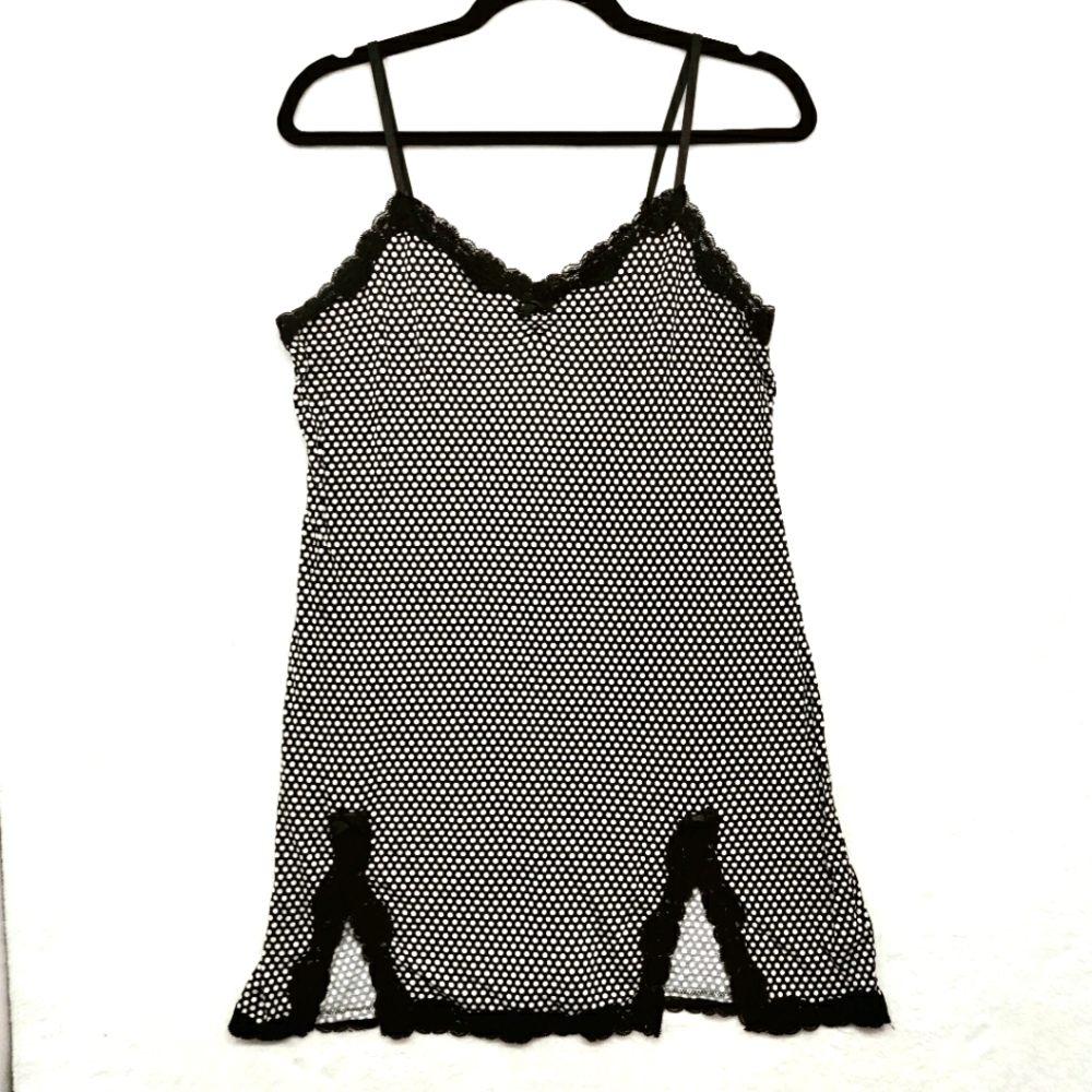 Betsey Johnson Polka Dot Intimates, Lingerie, Slip, Women's Size Medium